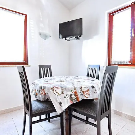 Appartement Away From *